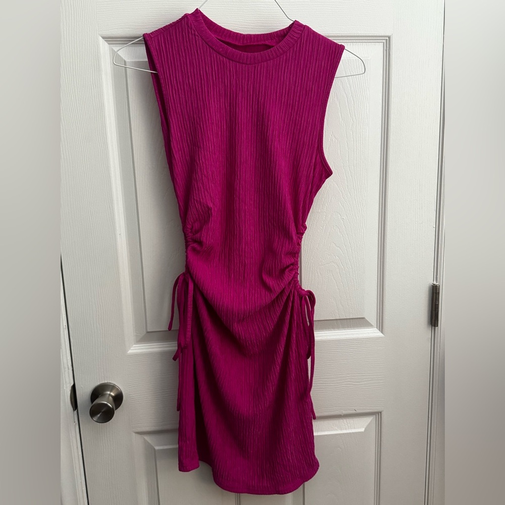 Essnce Drawstring Side Solid Dress - Picture 9 of 10